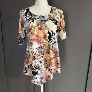 Star Vixen Floral Short Sleeve Top - Pink and Brown Sz M